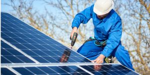 Installation Maintenance Panneaux Solaires Photovoltaïques à Labastide-en-Val